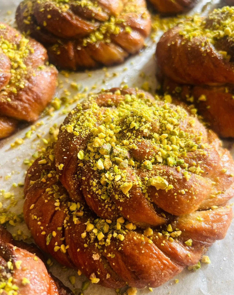 Bouquet Workshop at St Saviours Yard, Norwich