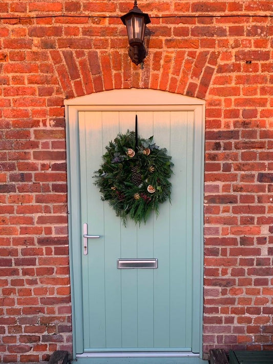 Christmas Wreath Workshop at Tide and Earth Coffee Shop - December 5th
